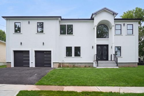 20 Milton Ave, Edison, NJ, 08820-2041 | Card Image