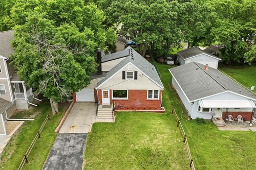 920 N Grandview Boulevard, Waukesha, WI, 53188 | Card Image