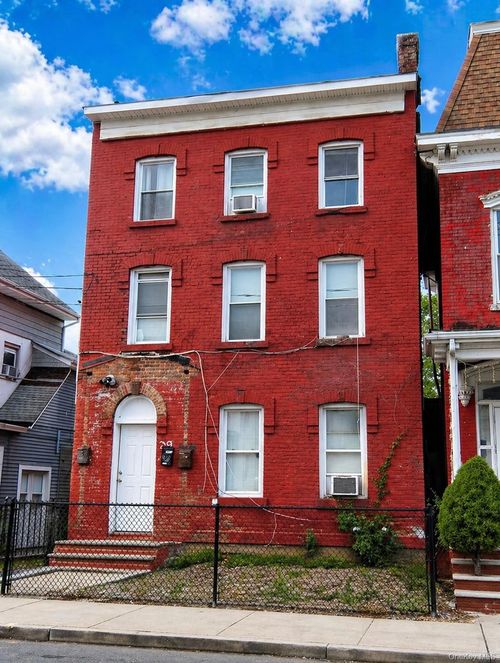 29 Broad St, Haverstraw, NY, 10927-1633 | Card Image