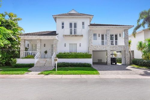 0-689 Glenridge Rd, Key Biscayne, FL, 33149-2014 | Card Image