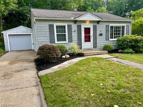 187 Park Ct, Wadsworth, OH, 44281-1752 | Card Image