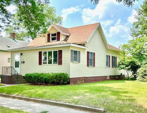 1311 Kane Street, La Crosse, WI, 54603 | Card Image