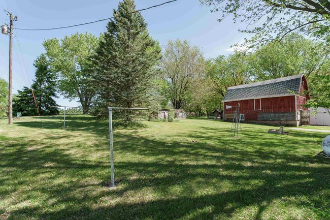3032 Siggelkow Rd, House other with 2 bedrooms, 1 bathrooms and null parking in McFarland WI | Image 4