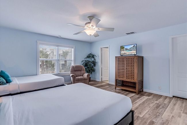 APT-229 - 4901 State Highway 361, Condo with 2 bedrooms, 2 bathrooms and null parking in Port Aransas TX | Image 21