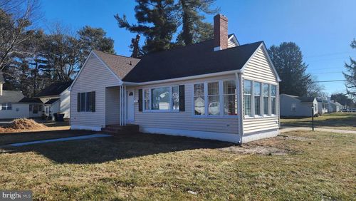 706 E Division St, DOVER, DE, 19901-4204 | Card Image