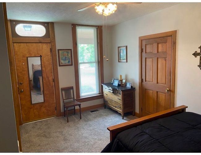 403 W Spring St, House other with 3 bedrooms, 2 bathrooms and null parking in Brownstown IN | Image 18