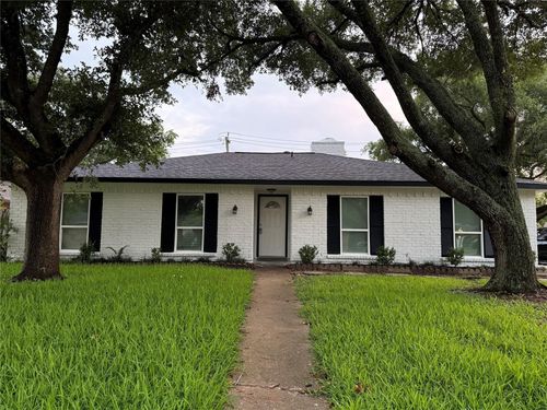 16602 David Glen Dr, Friendswood, TX, 77546-4102 | Card Image