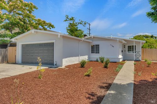 1700 Fillmore St, Fairfield, CA, 94533-3812 | Card Image