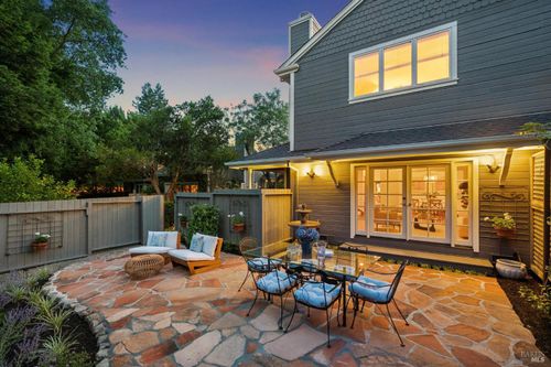 534 Nathanson Creek Ln, Sonoma, CA, 95476-6745 | Card Image