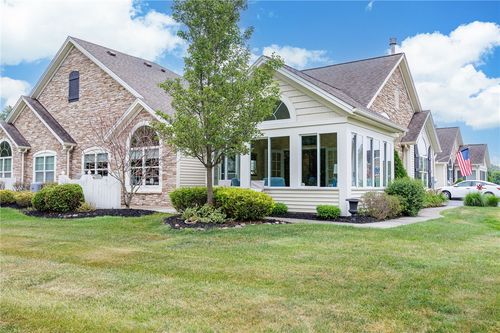 270 Maryview Dr, Webster, NY, 14580-8851 | Card Image