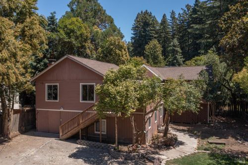 10671 Forest Hills Rd, Forestville, CA, 95436-9772 | Card Image