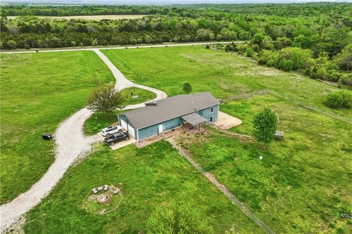 4370 Lee Rd, Mound City, KS, 66056-5419 | Card Image