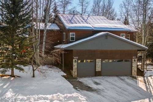 1805 Hunters Dr, Steamboat Springs, CO, 80487-2366 | Card Image