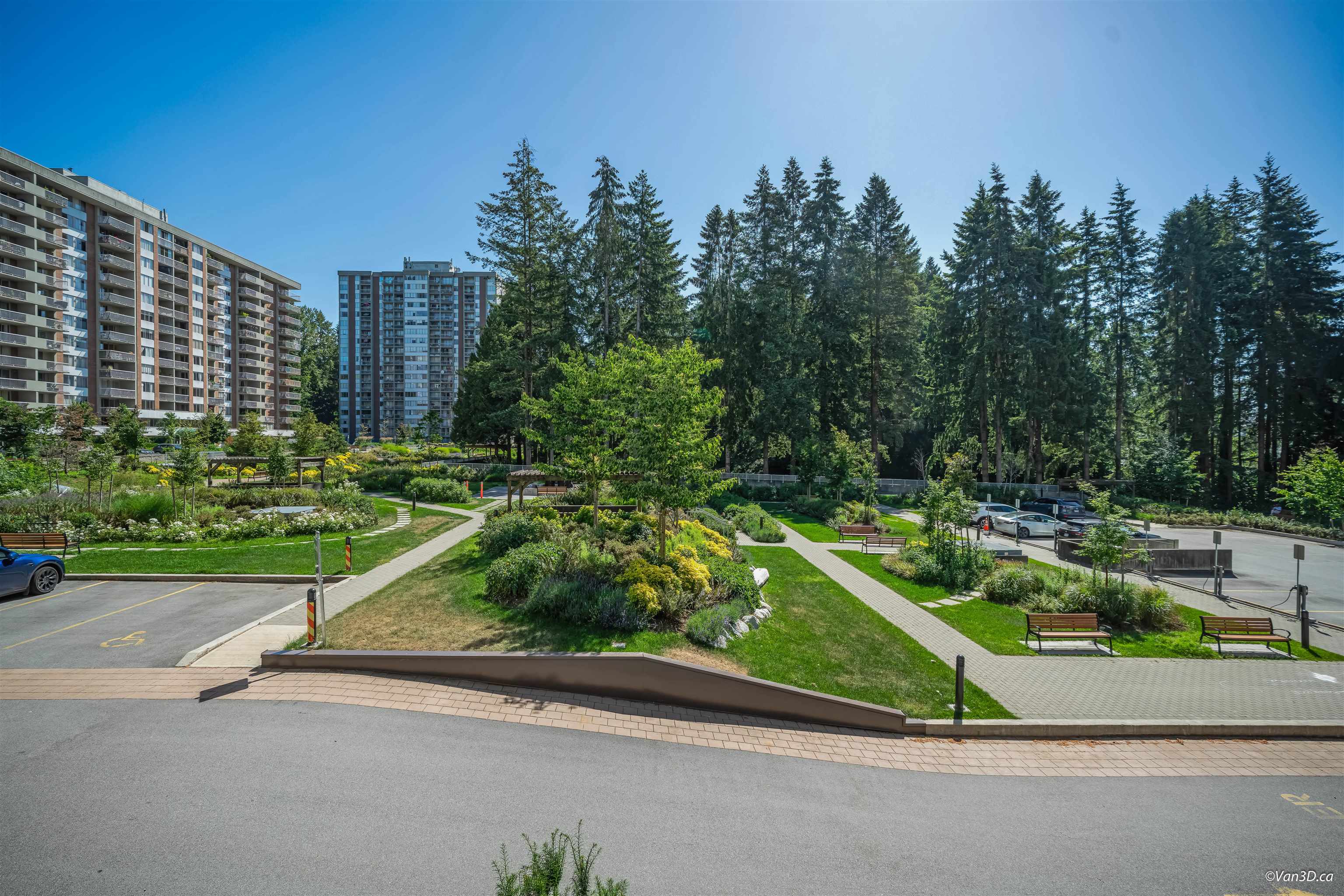 Residential in North Vancouver 2