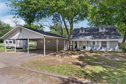 1529 Oak Shore Dr, Tool, TX, 75143-1581 | Card Image
