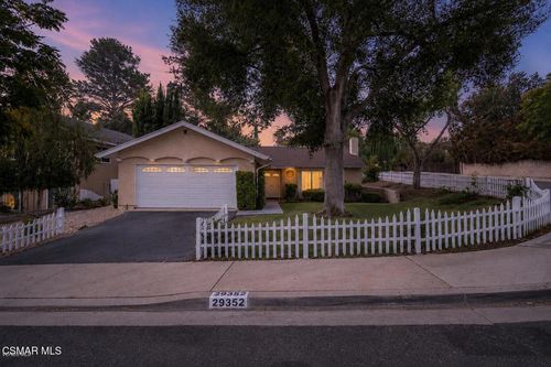 29352 Trailway Ln, Agoura Hills, CA, 91301-1547 | Card Image