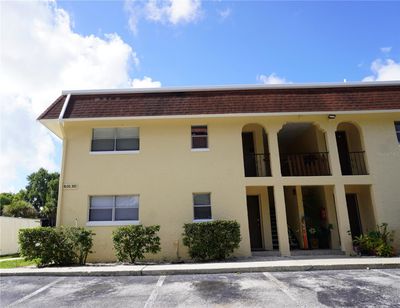 301 - 301 W San Sebastian Court, Condo with 2 bedrooms, 2 bathrooms and null parking in Altamonte Springs FL | Image 1