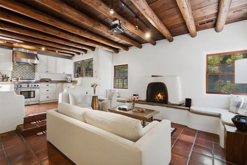 d-605 Abeyta St, Santa Fe, NM, 87505-2881 | Card Image