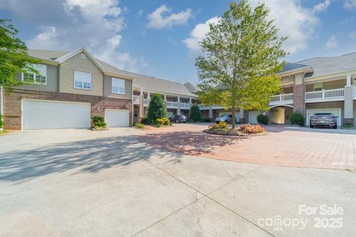 9047 Rosalyn Glen Rd, Cornelius, NC, 28031-8054 | Card Image