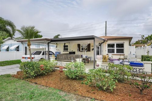 5769 Dartmouth Avenue N, ST PETERSBURG, FL, 33710 | Card Image