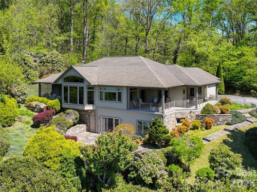 78 Banker Dr, Waynesville, NC, 28786-6148 | Card Image