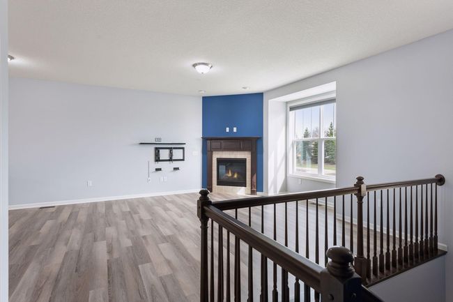LVP flooring throughout | Image 10