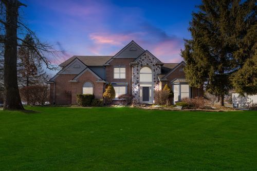 5958 Lohr Lake Dr, Ann Arbor, MI, 48108-8523 | Card Image