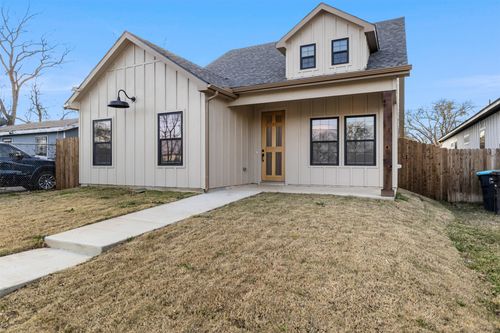 1804 Vincennes St, Fort Worth, TX, 76105-2864 | Card Image