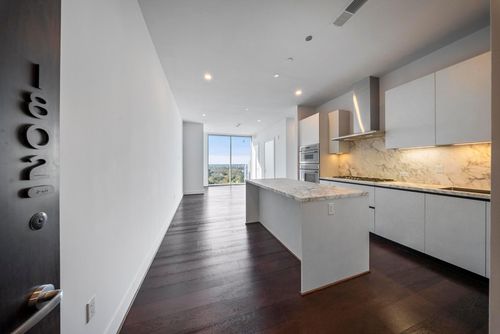 ste-1802-1711 Allen Pkwy, Houston, TX, 77019-2015 | Card Image