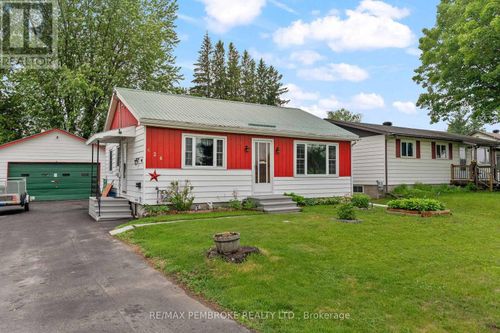 626 Stafford St, Pembroke, ON, K8A6T8 | Card Image