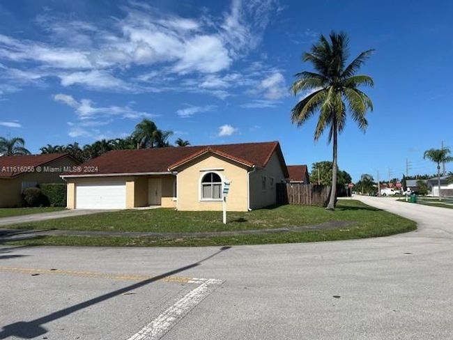 15121 Sw 148th Ave, House other with 3 bedrooms, 2 bathrooms and null parking in Miami FL | Image 2