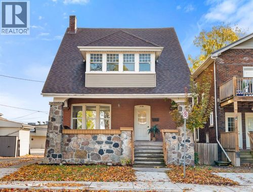 258 Wellington St W, Chatham, ON, N7M1K1 | Card Image