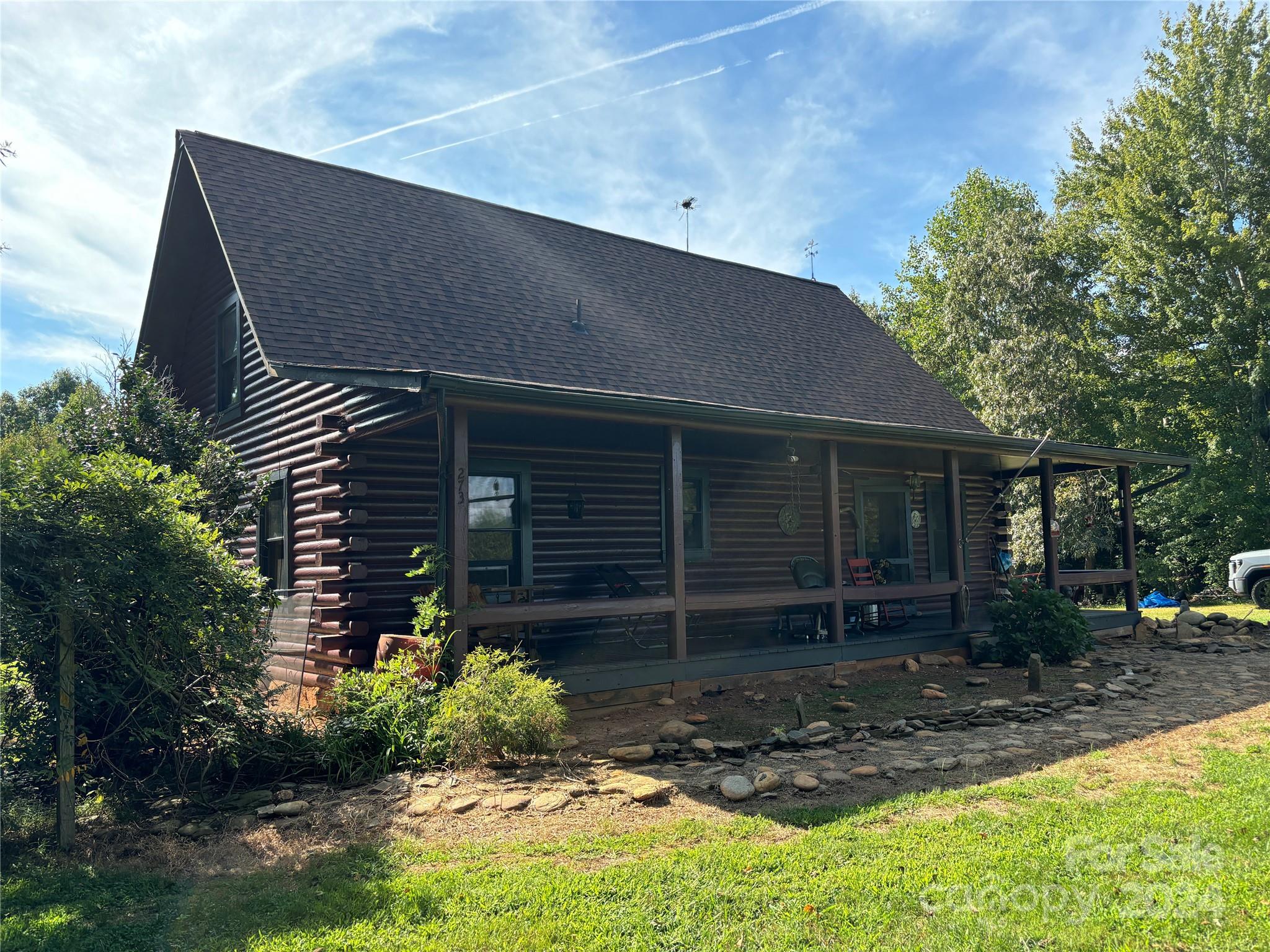 Dandelion Dr, Taylorsville, NC 28681