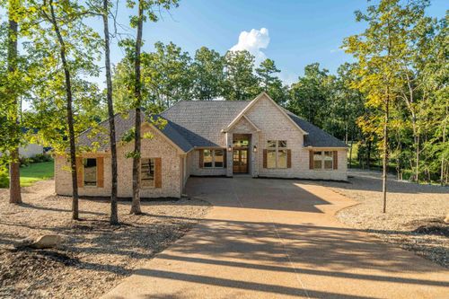 15 Loyola Dr, Hot Springs Village, AR, 71909-7743 | Card Image