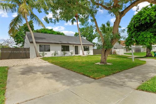 20620 Sw 120th Pl, Miami, FL, 33177-5335 | Card Image