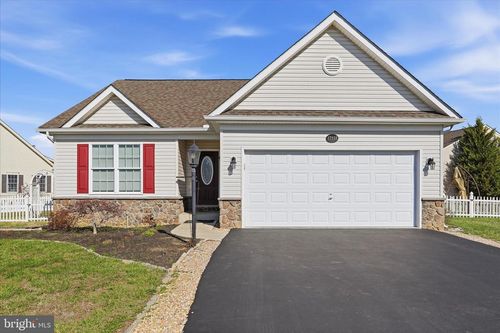 17938 Constitution Cir, HAGERSTOWN, MD, 21740-2464 | Card Image