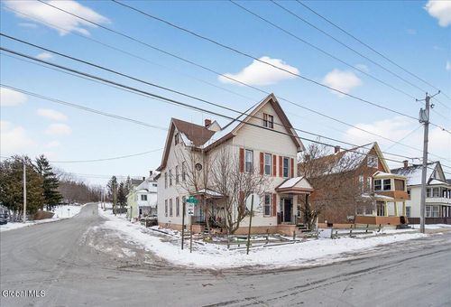 38 Milton Ave, Amsterdam, NY, 12010-3718 | Card Image