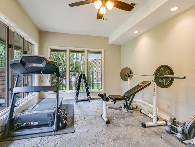 2305 Manana St, House other with 4 bedrooms, 4 bathrooms and 6 parking in Austin TX | Image 24