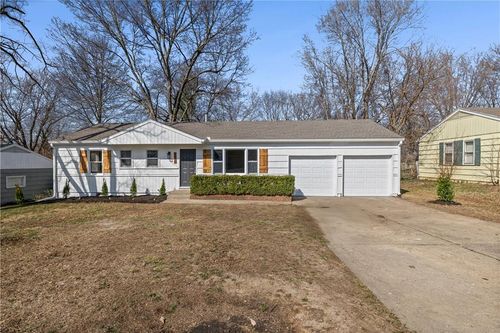 6810 Fairlane Dr, Kansas City, MO, 64134-1350 | Card Image