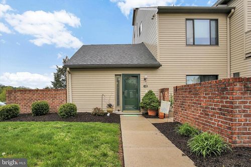 609 Cherrington Dr, HARRISBURG, PA, 17110-9490 | Card Image