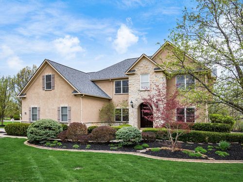 8674 Filiz Ln, Powell, OH, 43065-8072 | Card Image