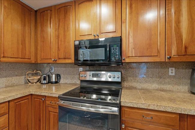 1 - 1415 Ruby Ct, Condo with 2 bedrooms, 1 bathrooms and 1 parking in Capitola CA | Image 6