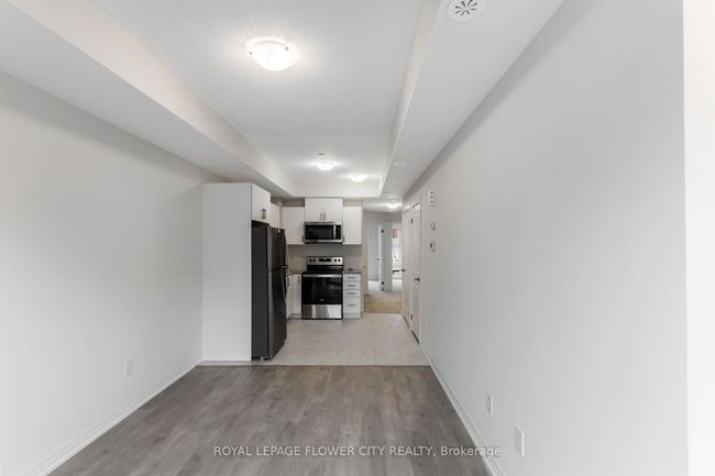 2 - 155 Tapscott Rd, Condo with 2 bedrooms, 1 bathrooms and null parking in Toronto ON | Image 16
