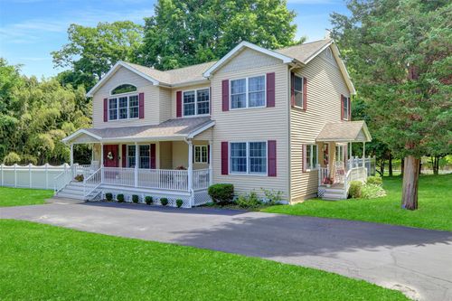 1 Willis Ave, Port Jefferson, NY, 11777-2012 | Card Image