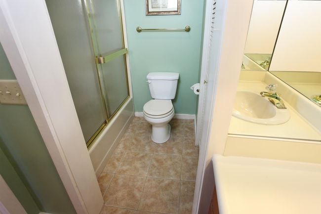 B - 33B Suntec Loop, Condo with 4 bedrooms, 4 bathrooms and null parking in West Dover VT | Image 13