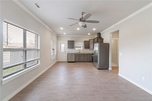 400 Barbet Dr, Centerton, AR, 72719-5070 | Card Image