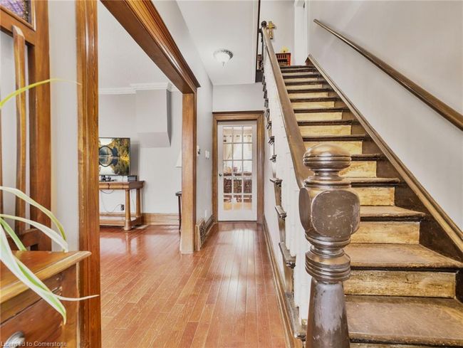 1225 Queenston Rd, House other with 5 bedrooms, 2 bathrooms and 6 parking in Cambridge ON | Image 6