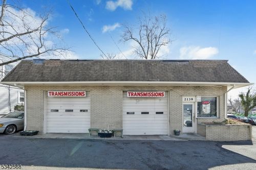 2139 Springfield Ave, Vauxhall, NJ, 07088-1231 | Card Image