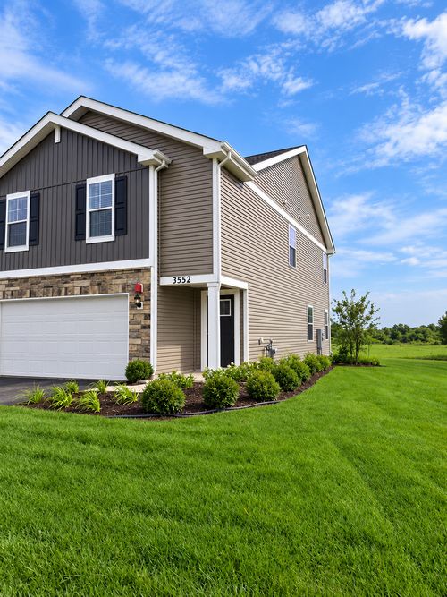 3552 Richardson Cir, Yorkville, IL, 60560-4811 | Card Image