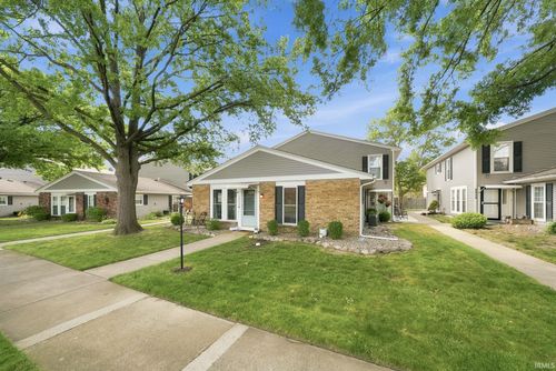 5038 Woodmark Dr, Fort Wayne, IN, 46815-6072 | Card Image